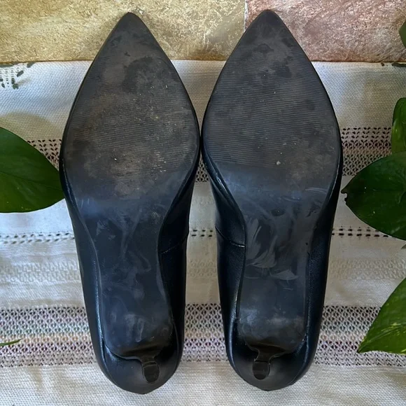 143 Girl Women’s Owanda Closed Pointy Toe Pump Black Slip-On Heels, Size 8 - Picture 8 of 16